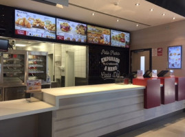 Kfc Pino Montano inside