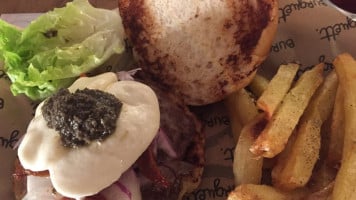 Burguett food