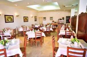 Hostal Hermanos Zamora food