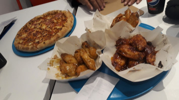 Domino's Pizza Sevilla food