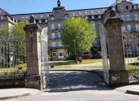 Balneario De Mondariz inside