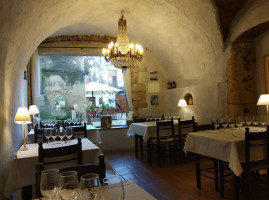 Hostal La Riera Forallac food