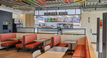 Burger King Heron City Valencia inside