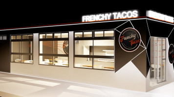 Frenchy Tacos inside