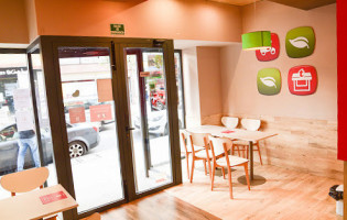 Telepizza Kale Nagusia inside