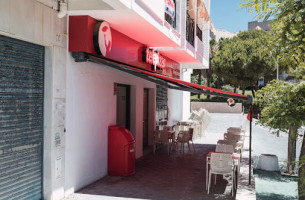 Telepizza El Portil inside