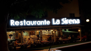 La Sirena food