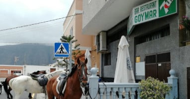 Goymar Cerveceria outside