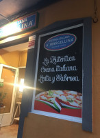 Pizzeria A' Margellina Cocina No Stop food