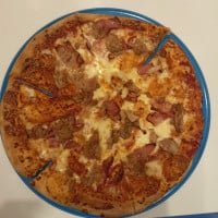 Domino's Pizza Ramon Y Cajal food