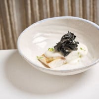 Saiti À l'intérieur