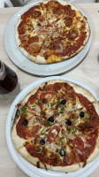 Pizzeria Roma food