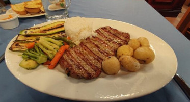 Goro Blanco food