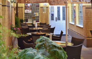 Vinárna Labužník Dentro