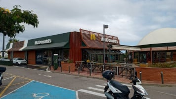 Mcdonald's Santa Susanna food