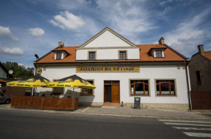 Hospoda Na Mýtince Exterior