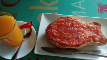 Acuario Cafeteria food