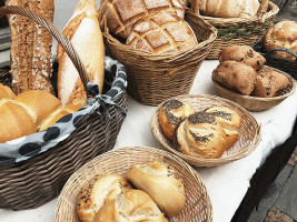 Panaderia Huertas outside