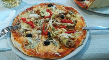 Pizzeria Frisones food