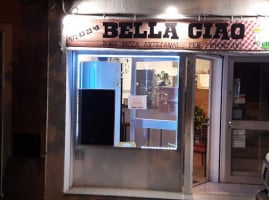 Bella Ciao Pizza outside