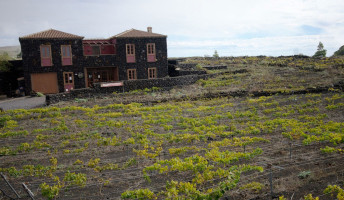 La Casa Del Volcan outside