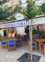 Pizzeria Corallo inside