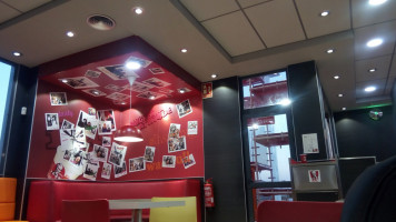 Kfc Finestrat inside