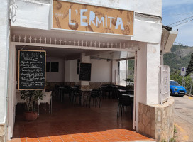 La Ermita outside