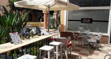 Beach Club Grill Fuerte Marbella outside