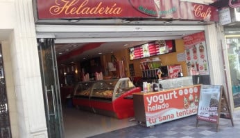 Heladeria Capri inside