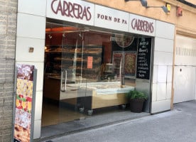 Carreras inside