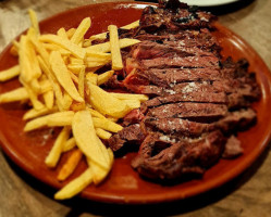 Taberna Asador Entretapas inside