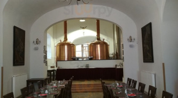 Klášterní Restaurace Comida