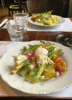 Krystal Bistro Comida