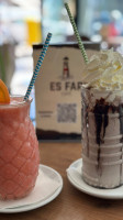 Cafe Es Far food