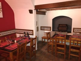 Pizzeria Torre Rossa food