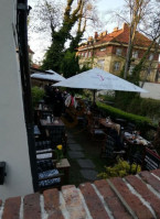 Piknik Park Exterior