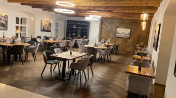 Restaurace Zlatá Terasa Dentro