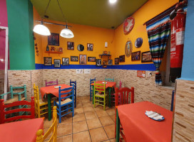 Cantina Cantinflas inside