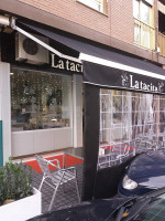 La Tacita outside