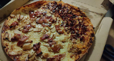 Domino's Pizza Lleida food