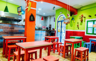 Cantina Machito inside