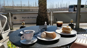 Cappuccino Paseo Maritimo food