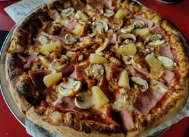 Pizza Fono food