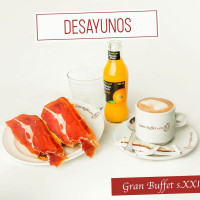 Gran Buffet S.xxi food