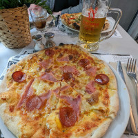 Pizzeria Italica food