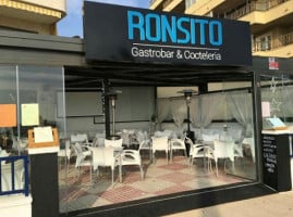 Ronsito Gastrobar Cocteleria inside