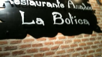 La Botica food