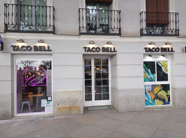 Taco Bell inside