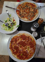 Pizzeria Mercini food